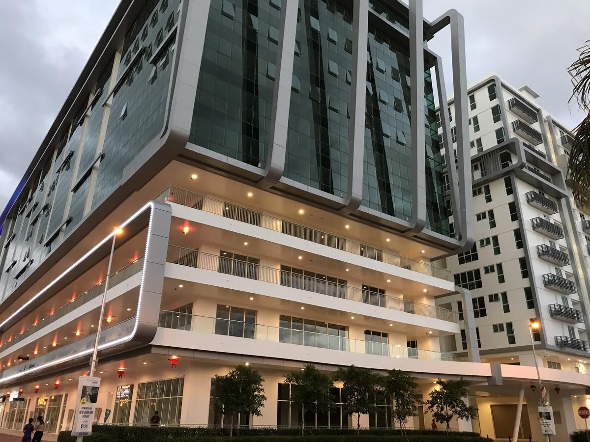 Sunset Seaview Vacation Condos @ Infinity Avenue Kota Kinabalu Exterior foto